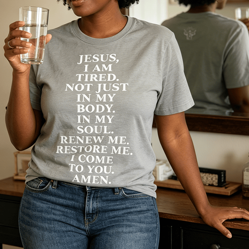 Christianartworkshop T-shirt premium à manches courtes « Jésus, je suis fatigué, renouvelle-moi » avec prière dévotionnelle - image 0