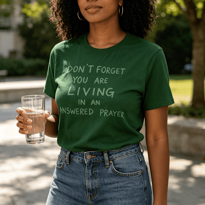 Christianartworkshop T-shirt premium à manches courtes « Prière exaucée » avec la mention « Gratitude fidèle » - image 0