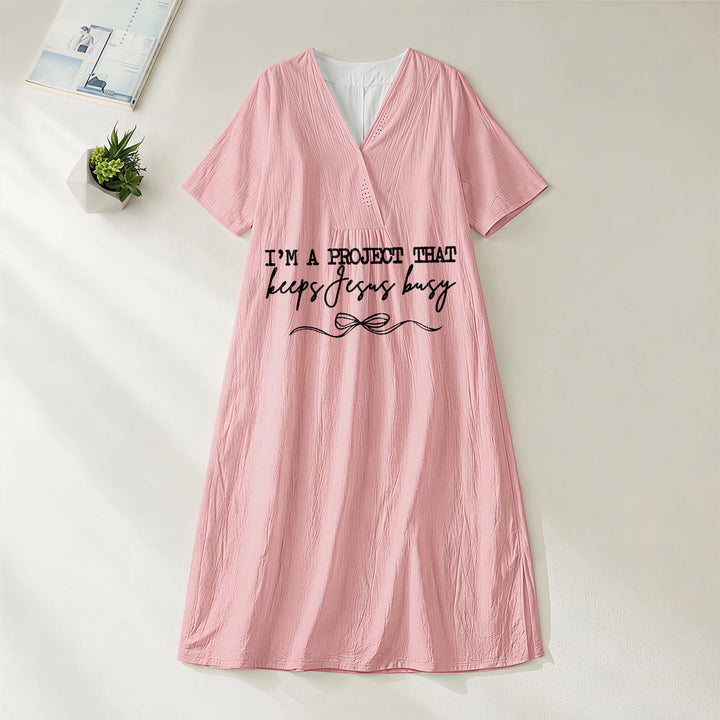 Robe midi à manches courtes et col en V avec détail nœud, Christianartworkshop « Je suis un projet qui occupe Jésus ». - Rose - 4XL - image 4