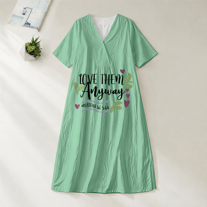 Christianartworkshop « Aimez-les quand même » Matthieu 5:44 Robe midi à manches courtes et col en V, imprimé cœur et feuilles - Vert - 4XL - image 12
