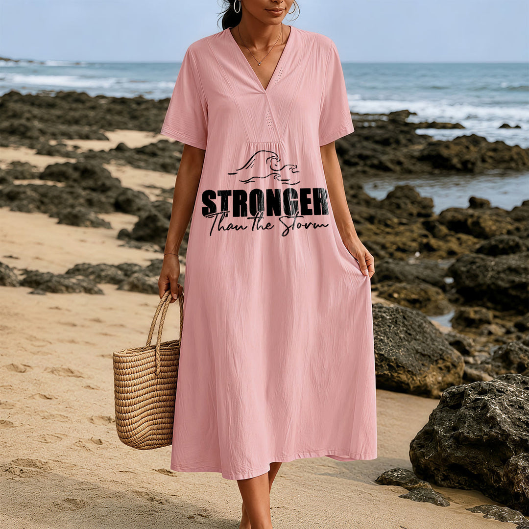 Robe midi à manches courtes et col en V à motif vague « Plus forte que la tempête » de Christianartworkshop - image 17