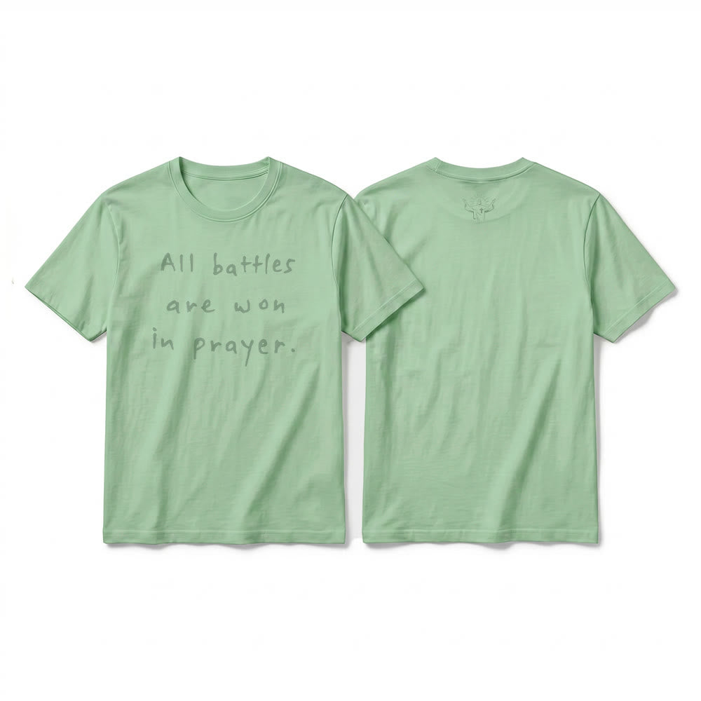 Christianartworkshop T-shirt premium à manches courtes « Toutes les batailles se gagnent par la prière » (affirmation de foi) - Vert clair - 2XL - image 19