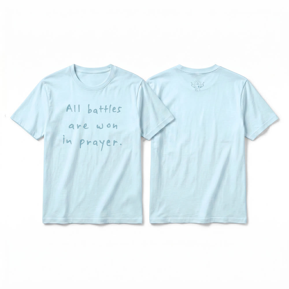 Christianartworkshop T-shirt premium à manches courtes « Toutes les batailles se gagnent par la prière » (affirmation de foi) - Bleu - 2XL - image 16