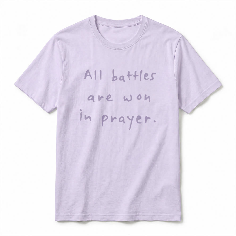 Christianartworkshop T-shirt premium à manches courtes « Toutes les batailles se gagnent par la prière » (affirmation de foi) - image 2