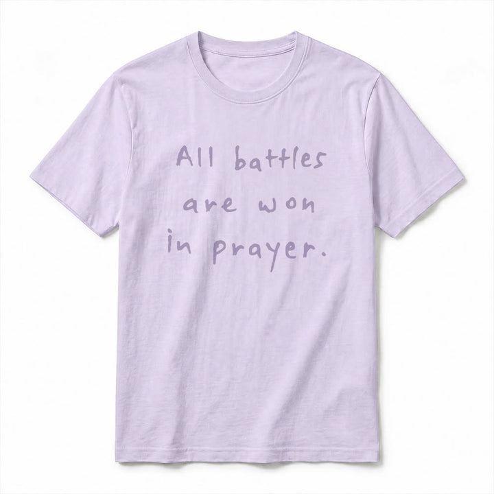 Christianartworkshop T-shirt premium à manches courtes « Toutes les batailles se gagnent par la prière » (affirmation de foi) - image 2