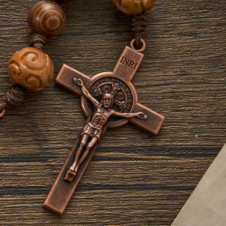 Christianartworkshop Chapelet traditionnel en bois à 15/20 dizaines avec saint Benoît et crucifix - image 7