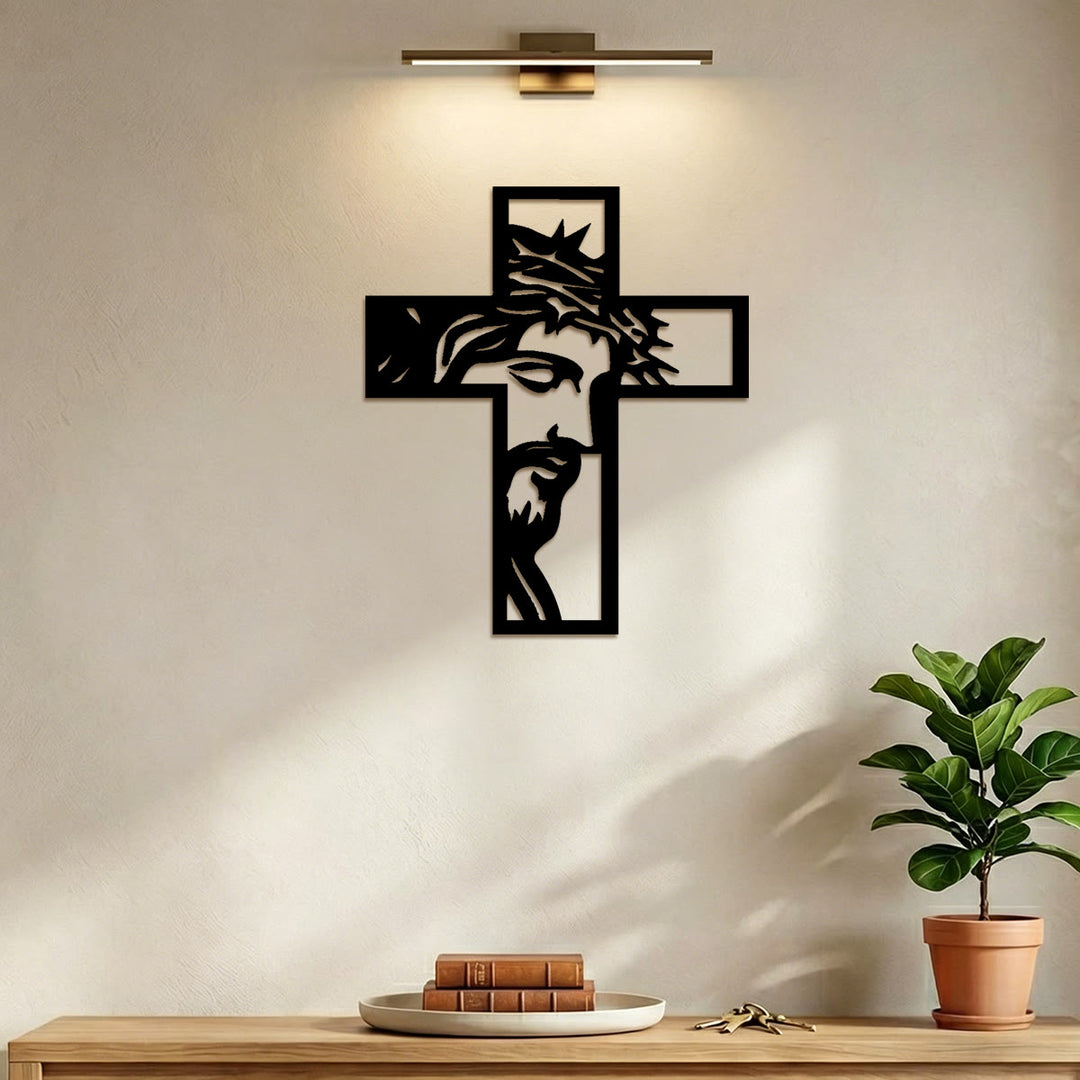 Christianartworkshop Croix contemplative de Jésus couronnée d'épines, décoration murale en métal : emblème de sacrifice et de miséricorde - image 4