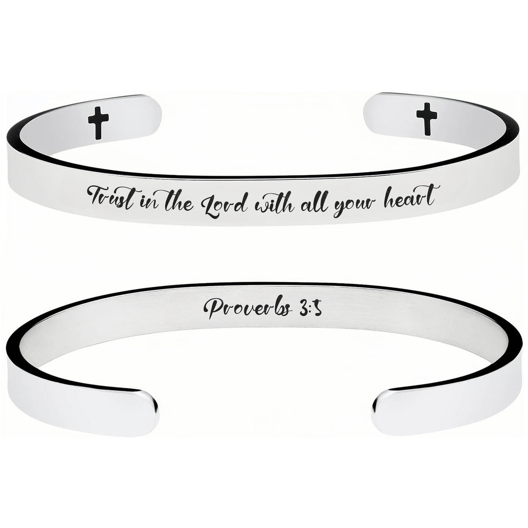 Christianartworkshop Bracelet en acier inoxydable à manchette ouverte, orné de versets bibliques gravés et de petites croix : symbole d'une foi inébranlable - Proverbes 3:5 - image 6