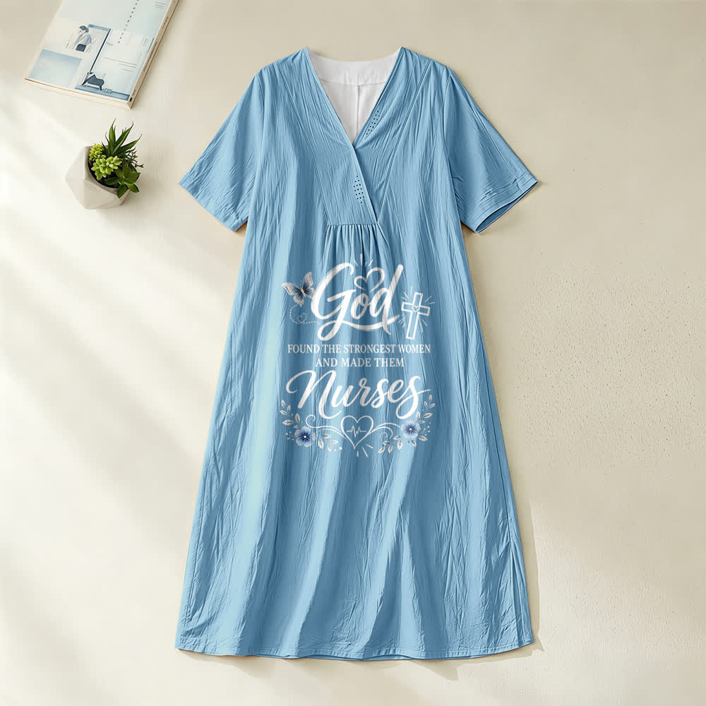 Christianartworkshop Robe midi inspirante à manches courtes et col en V « Dieu a trouvé les femmes les plus fortes et en a fait des infirmières » - Bleu - 4XL - image 4