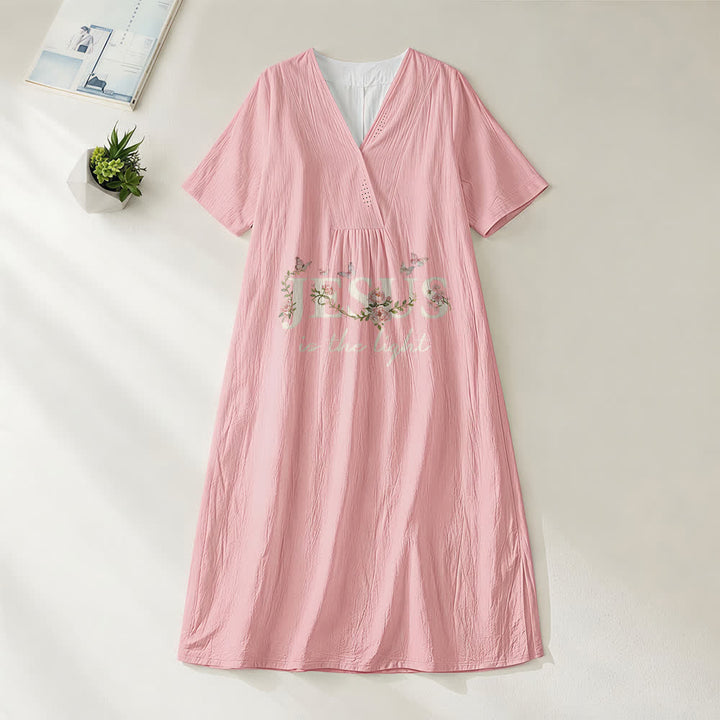 Robe midi à manches courtes et col en V à motif floral et papillon « Jésus est la lumière » de Christianartworkshop - Rose - 4XL - image 6