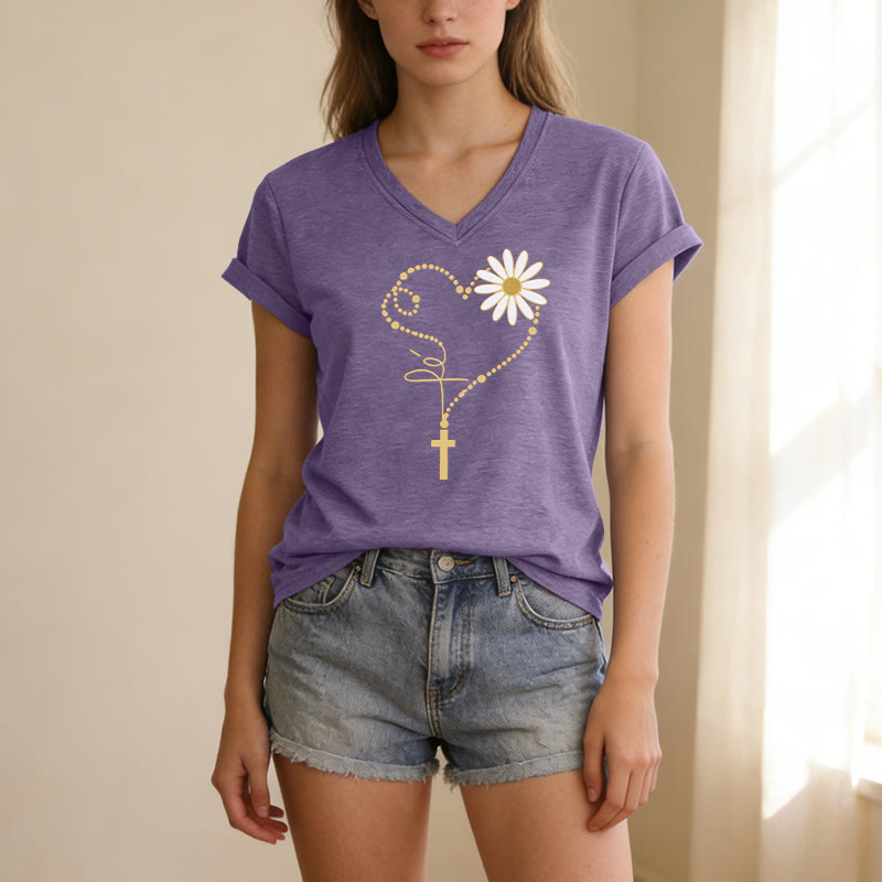Christianartworkshop T-shirt décontracté à col en V avec motif cœur, croix et marguerite à pois dorés - image 19