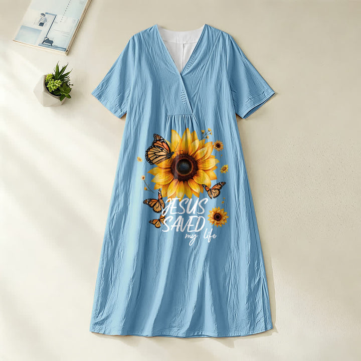 Robe midi à manches courtes et col en V, motif tournesol et papillon, de Christianartworkshop « Jésus m'a sauvé la vie ». - Bleu - 4XL - image 6