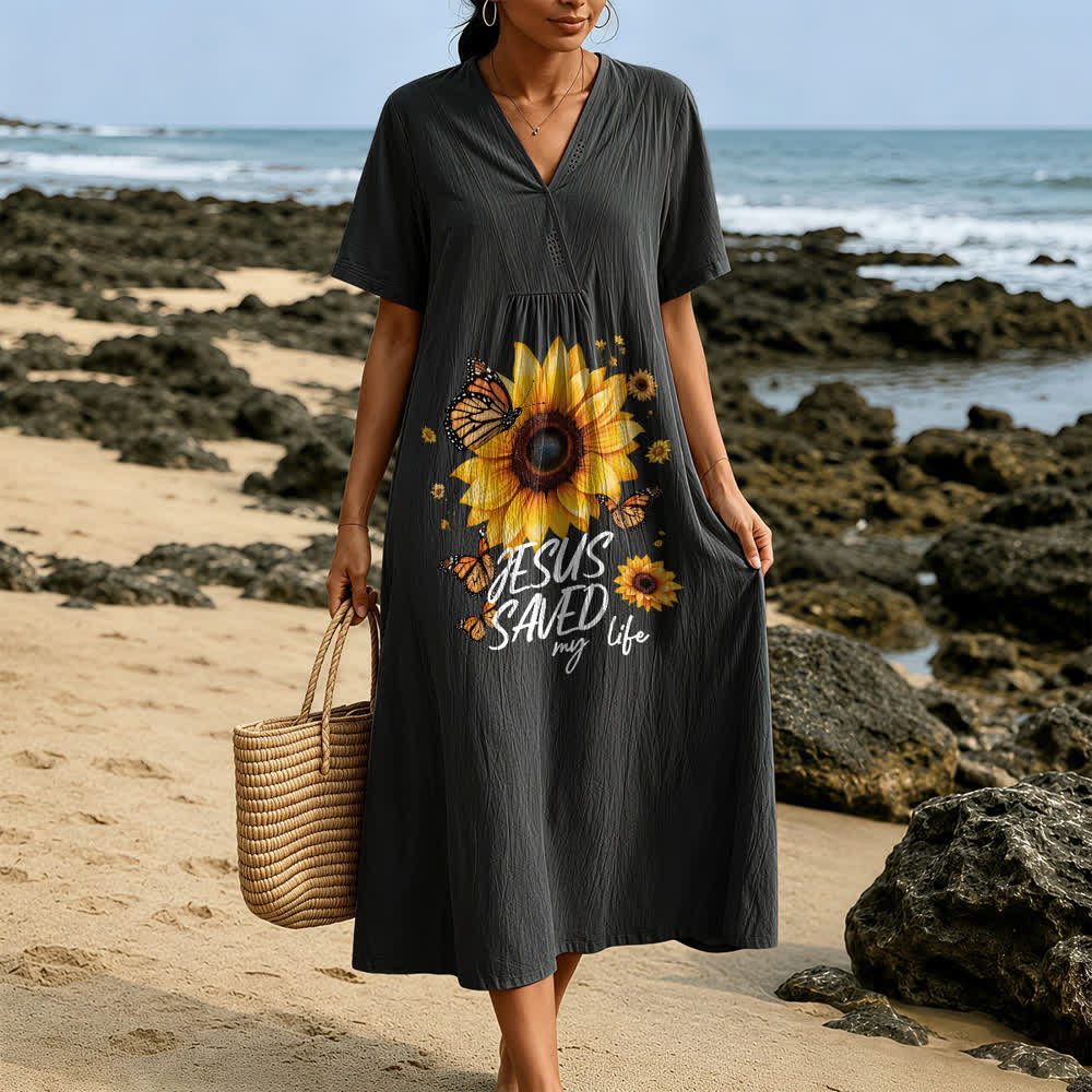 Robe midi à manches courtes et col en V, motif tournesol et papillon, de Christianartworkshop « Jésus m'a sauvé la vie ». - image 5