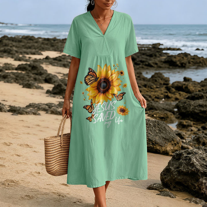 Robe midi à manches courtes et col en V, motif tournesol et papillon, de Christianartworkshop « Jésus m'a sauvé la vie ». - image 9
