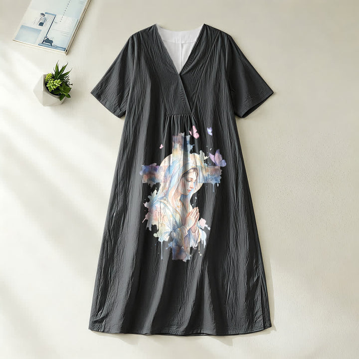 Robe midi à manches courtes et col en V, motif aquarelle Notre-Dame de Guadalupe et papillons , Christianartworkshop - Noir - 4XL - image 0