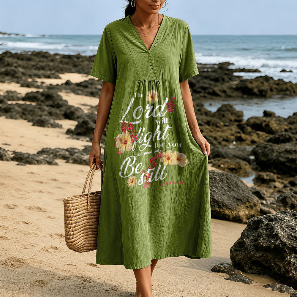 Robe midi à manches courtes et col en V, ornée d'hibiscus et de fleurs, portant l'inscription « Le Seigneur combattra pour toi », Christianartworkshop - image 11