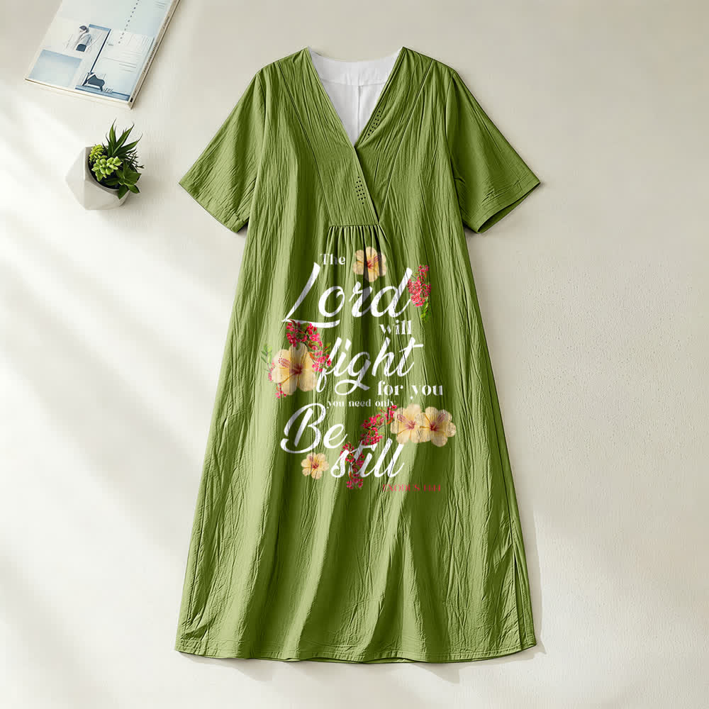 Robe midi à manches courtes et col en V, ornée d'hibiscus et de fleurs, portant l'inscription « Le Seigneur combattra pour toi », Christianartworkshop - Vert olive - 4XL - image 10