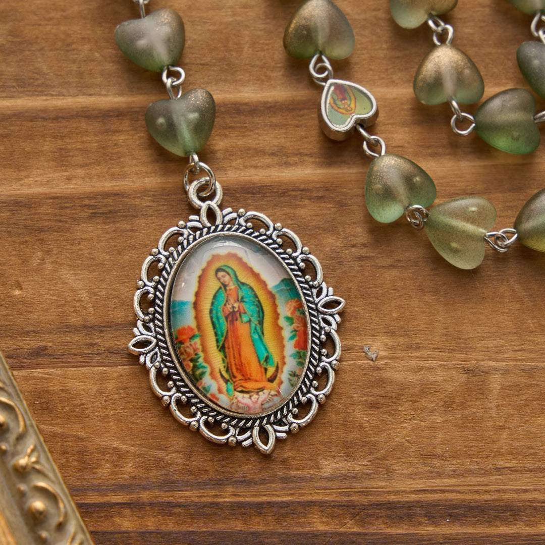 Christianartworkshop Chapelet des Sept Douleurs en perles de verre dépoli dégradées en forme de cœur avec pendentif à l'effigie de la Vierge Marie - image 25