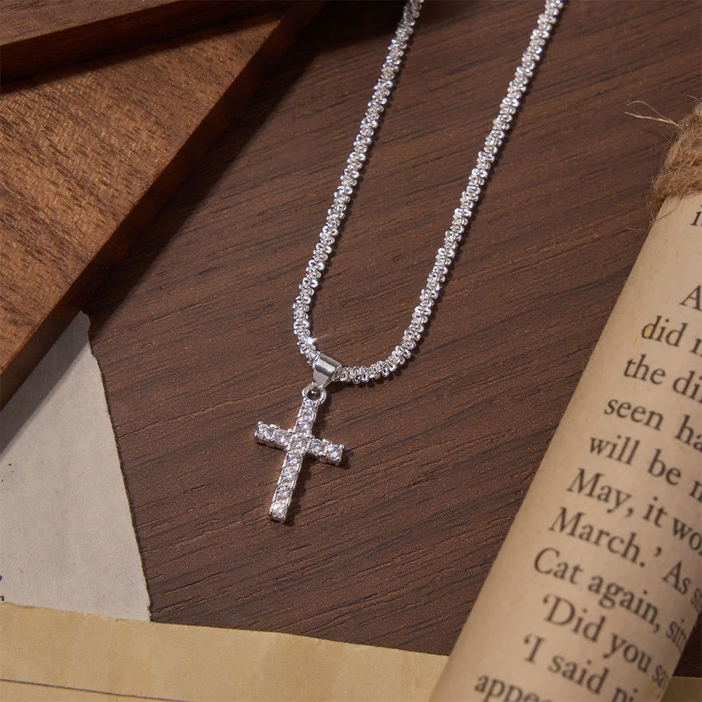 Christianartworkshop Collier et bracelet assortis, entièrement pavés de zircon, avec une délicate croix et une chaîne tennis. - Collier - image 3