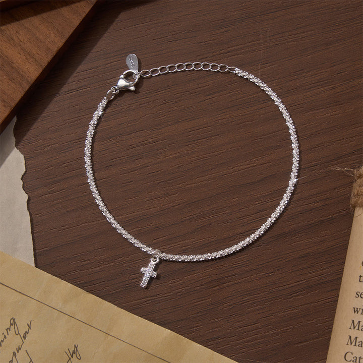 Christianartworkshop Collier et bracelet assortis, entièrement pavés de zircon, avec une délicate croix et une chaîne tennis. - Bracelet - image 0