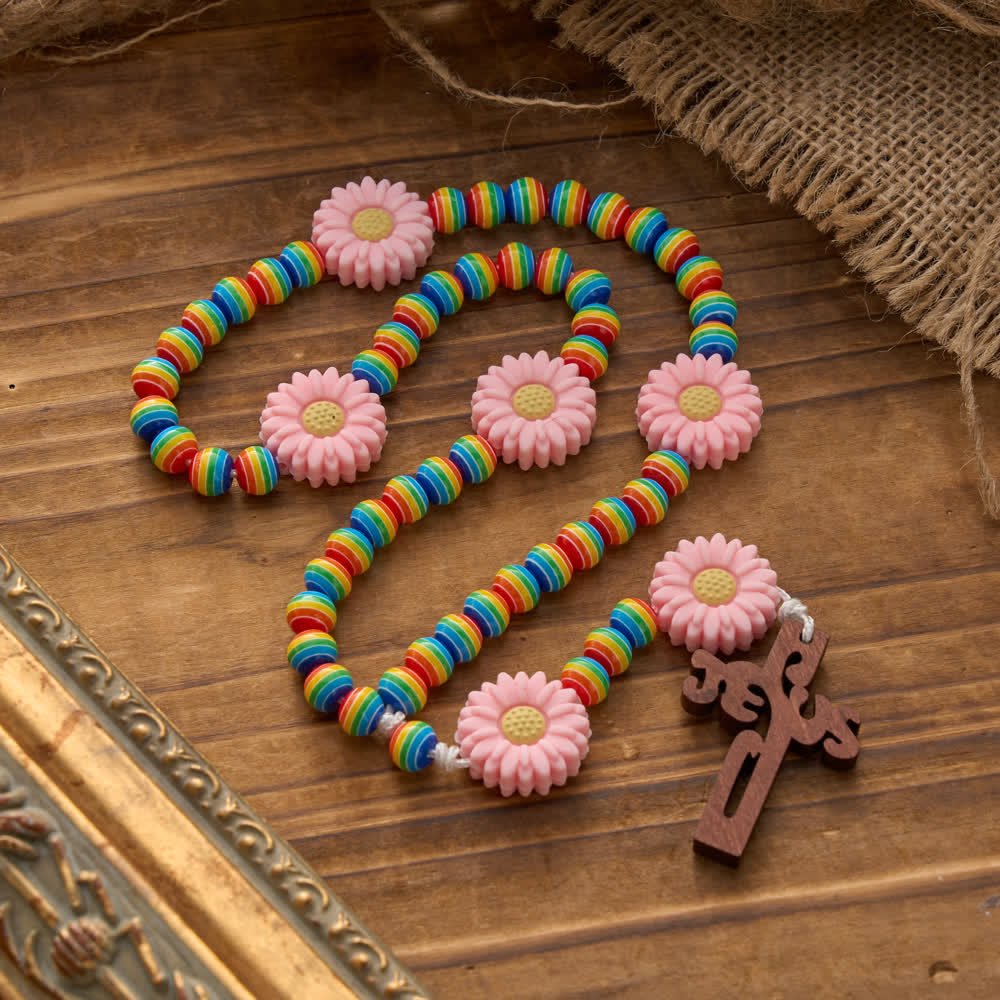 Christianartworkshop Chapelet enfant à rayures arc-en-ciel avec nœuds en forme de marguerite rose et croix de Jésus - Croix de Jésus - image 0