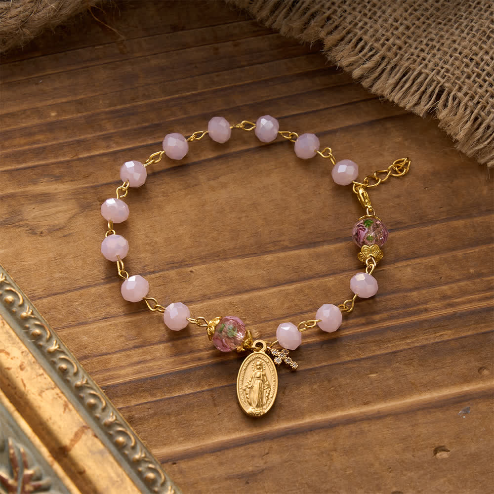 Christianartworkshop Bracelet dévotionnel en cristal rose pâle orné d'une médaille et d'une croix de la Vierge Marie - image 2