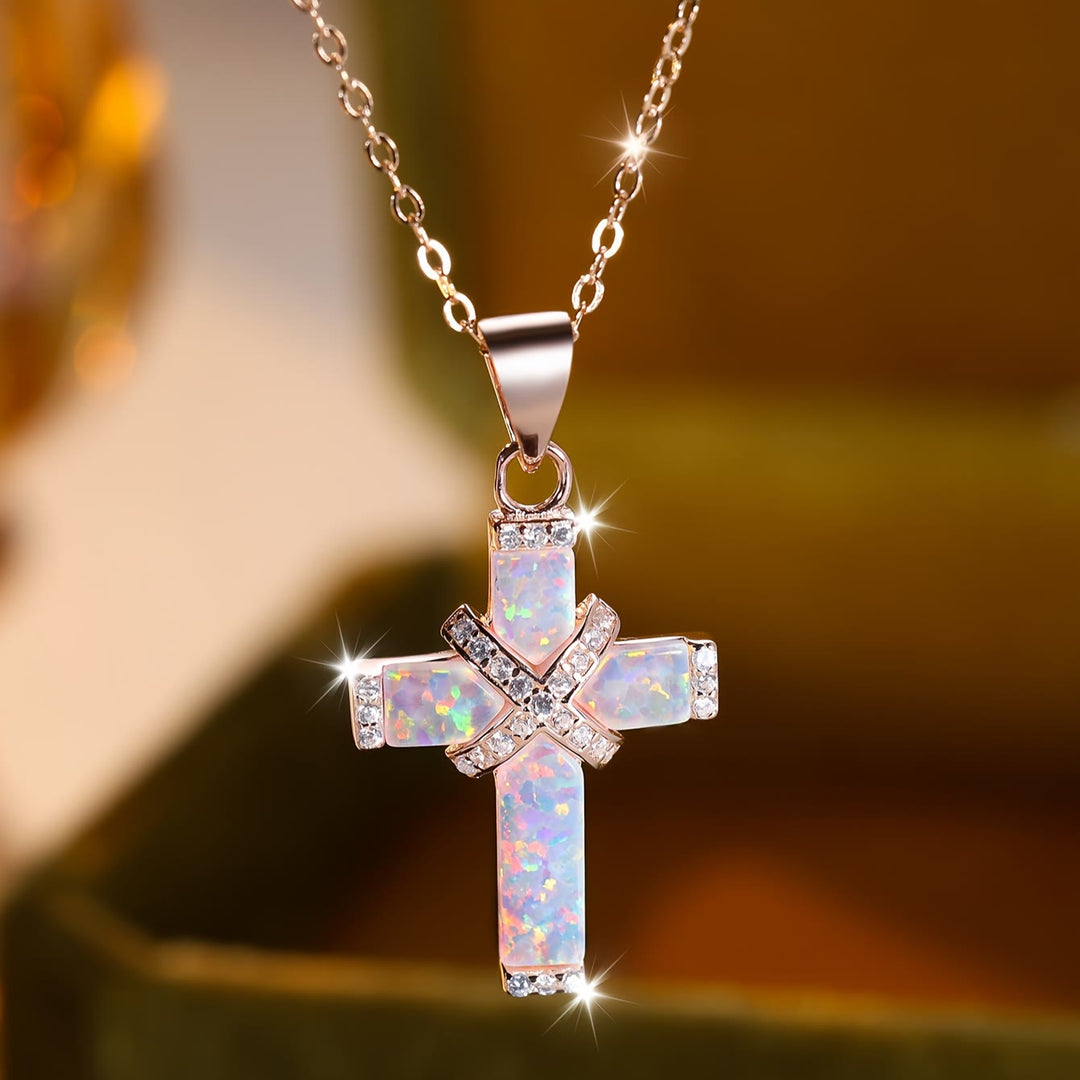Christianartworkshop Collier avec pendentif croix à plusieurs niveaux en opale incrustée et zircon pavé : un symbole de foi pure - image 2