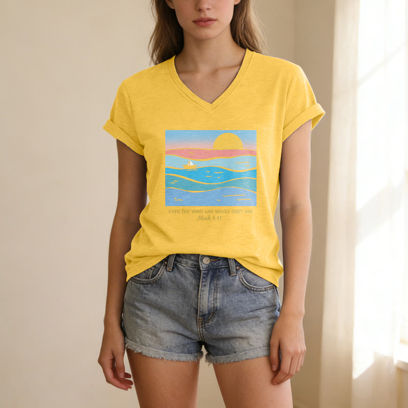 Christianartworkshop Même le vent et les vagues lui obéissent (Marc 4:41) T-shirt décontracté à col en V avec motif coucher de soleil sur l'océan - image 15