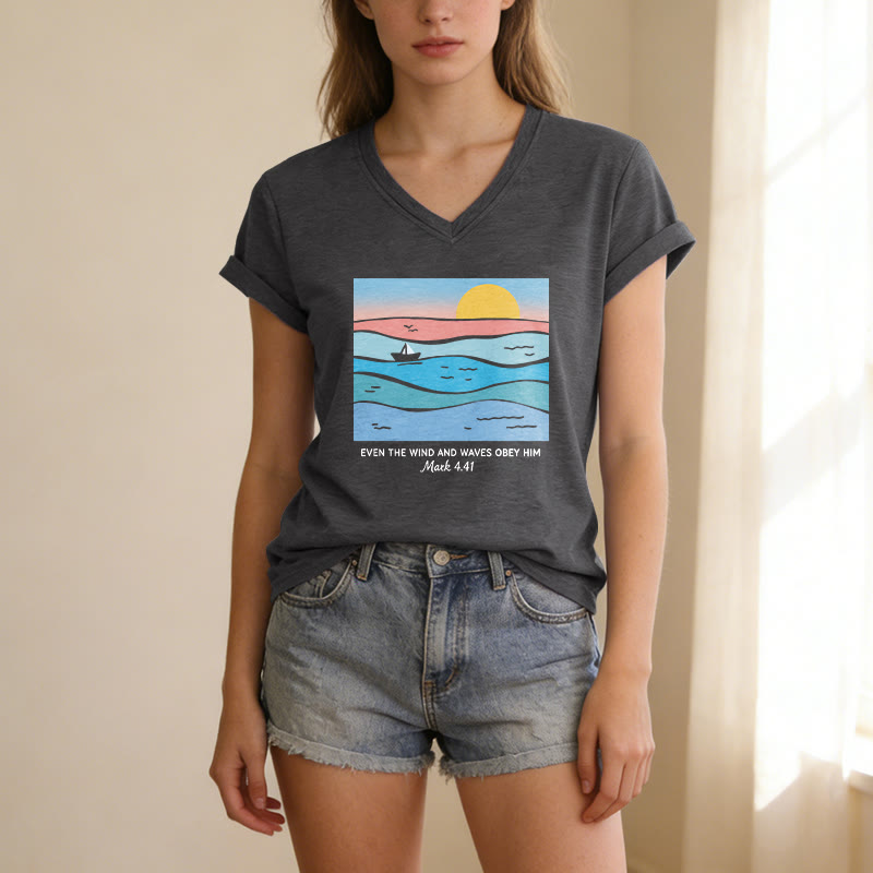 Christianartworkshop Même le vent et les vagues lui obéissent (Marc 4:41) T-shirt décontracté à col en V avec motif coucher de soleil sur l'océan - image 9