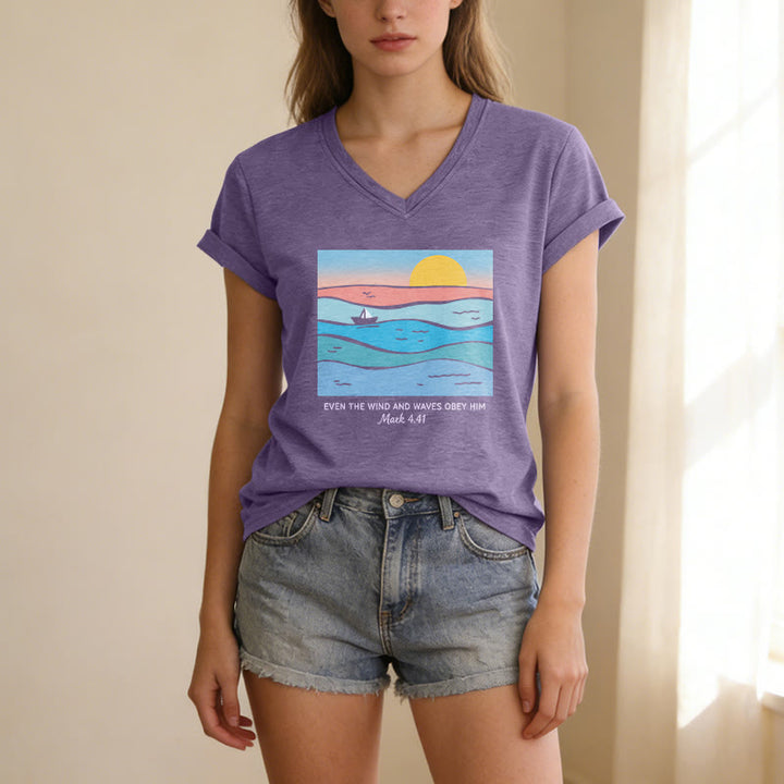 Christianartworkshop Même le vent et les vagues lui obéissent (Marc 4:41) T-shirt décontracté à col en V avec motif coucher de soleil sur l'océan - image 5