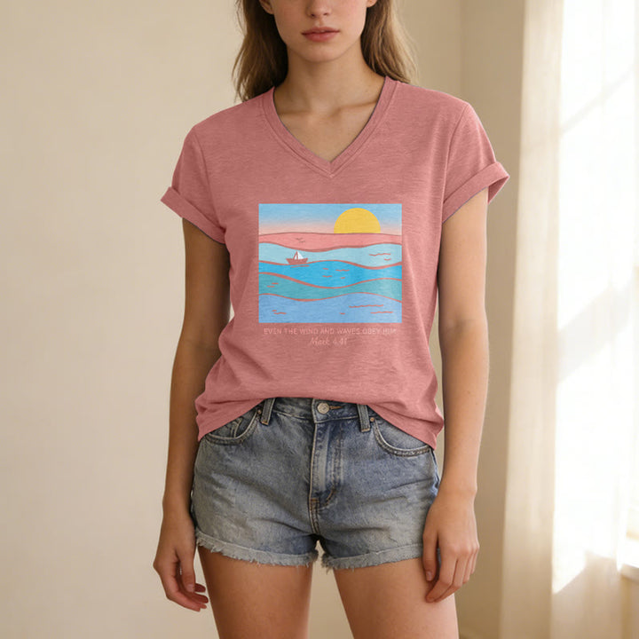 Christianartworkshop Même le vent et les vagues lui obéissent (Marc 4:41) T-shirt décontracté à col en V avec motif coucher de soleil sur l'océan - image 11