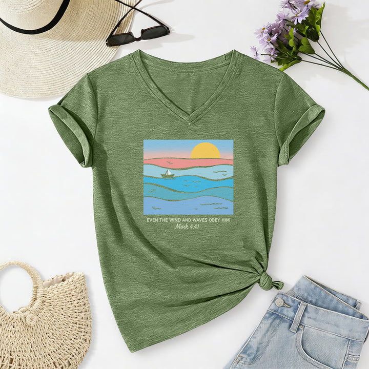 Christianartworkshop Même le vent et les vagues lui obéissent (Marc 4:41) T-shirt décontracté à col en V avec motif coucher de soleil sur l'océan - Vert olive - 2XL - image 16