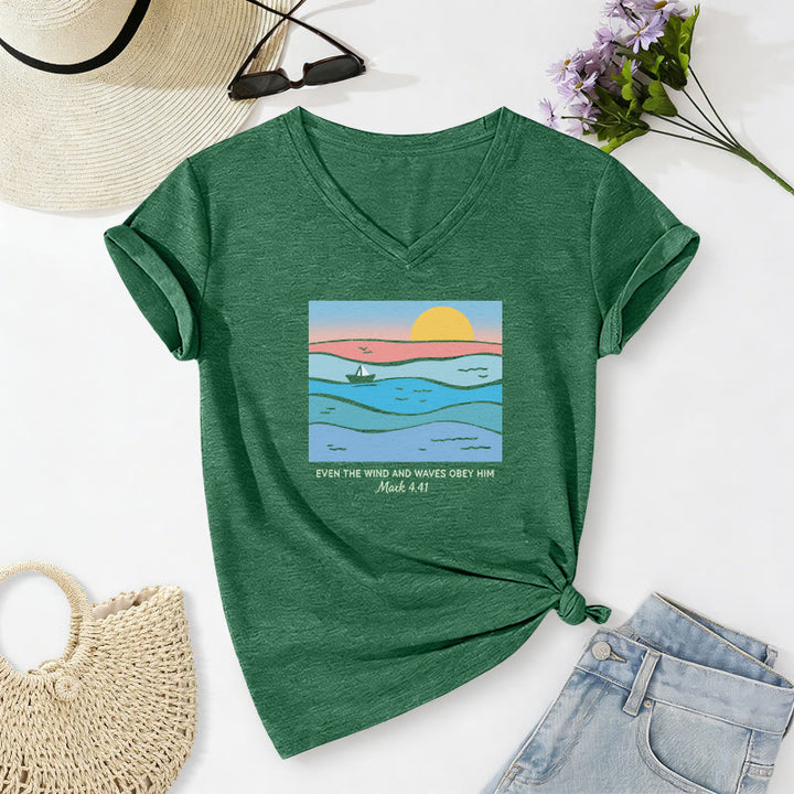 Christianartworkshop Même le vent et les vagues lui obéissent (Marc 4:41) T-shirt décontracté à col en V avec motif coucher de soleil sur l'océan - Vert foncé - 2XL - image 22