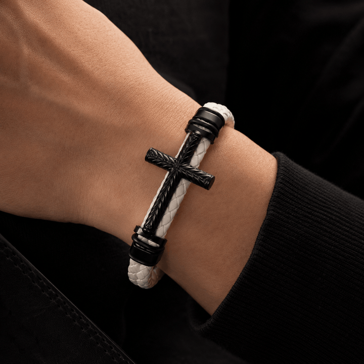 Bracelet croix en cuir tressé 10 couleurs avec détails en relief, Christianartworkshop : un symbole de foi inébranlable - image 9