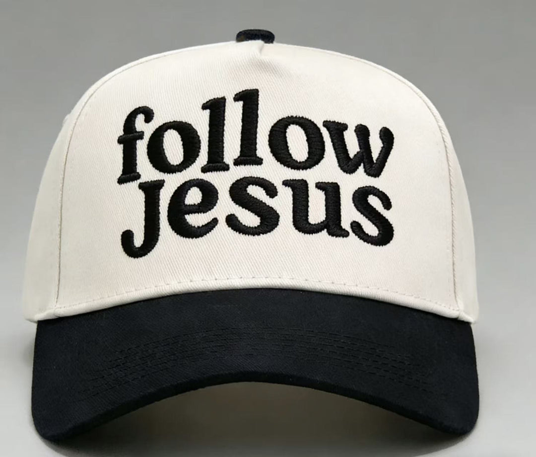 Christianartworkshop Casquette de baseball unisexe bicolore à visière incurvée avec broderie « Suivez Jésus » - Noir - image 0