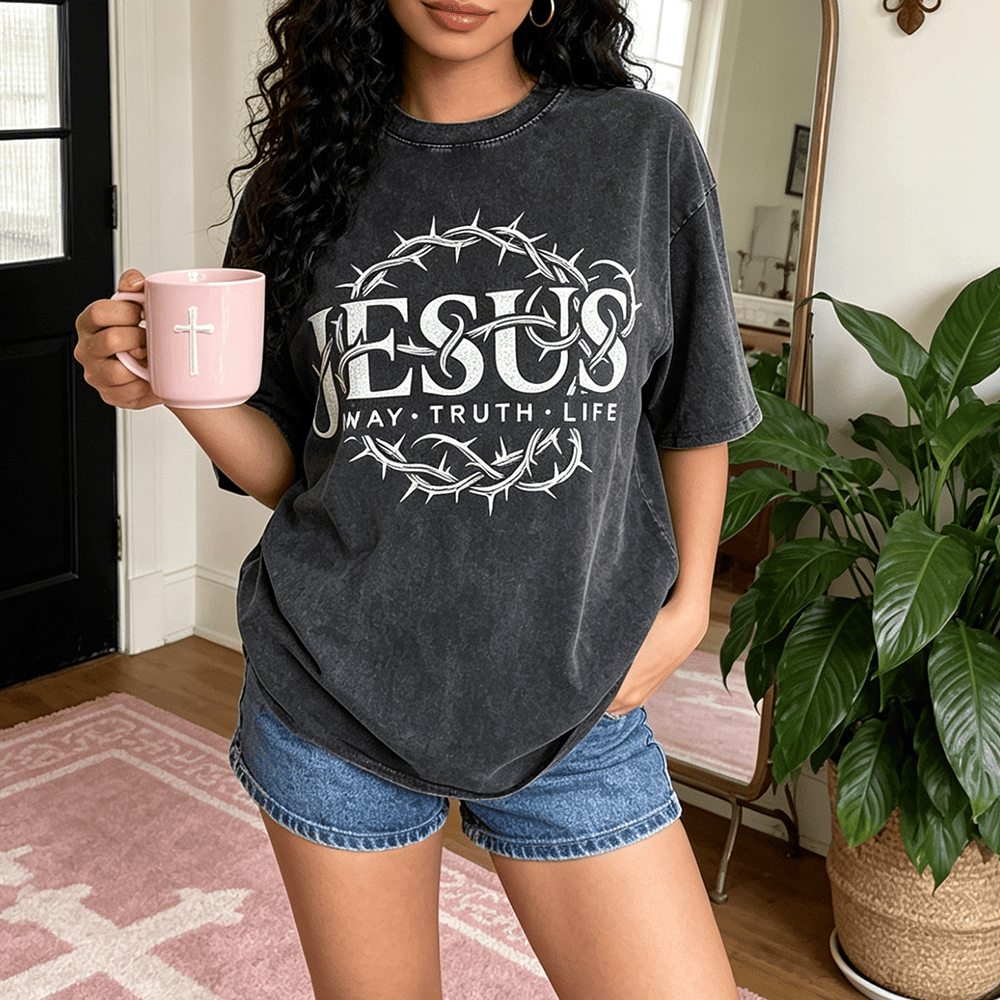 Christianartworkshop T-shirt unisexe délavé avec motif circulaire « Le Chemin de Jésus, la Vérité, la Vie et la Couronne d'épines » - image 0