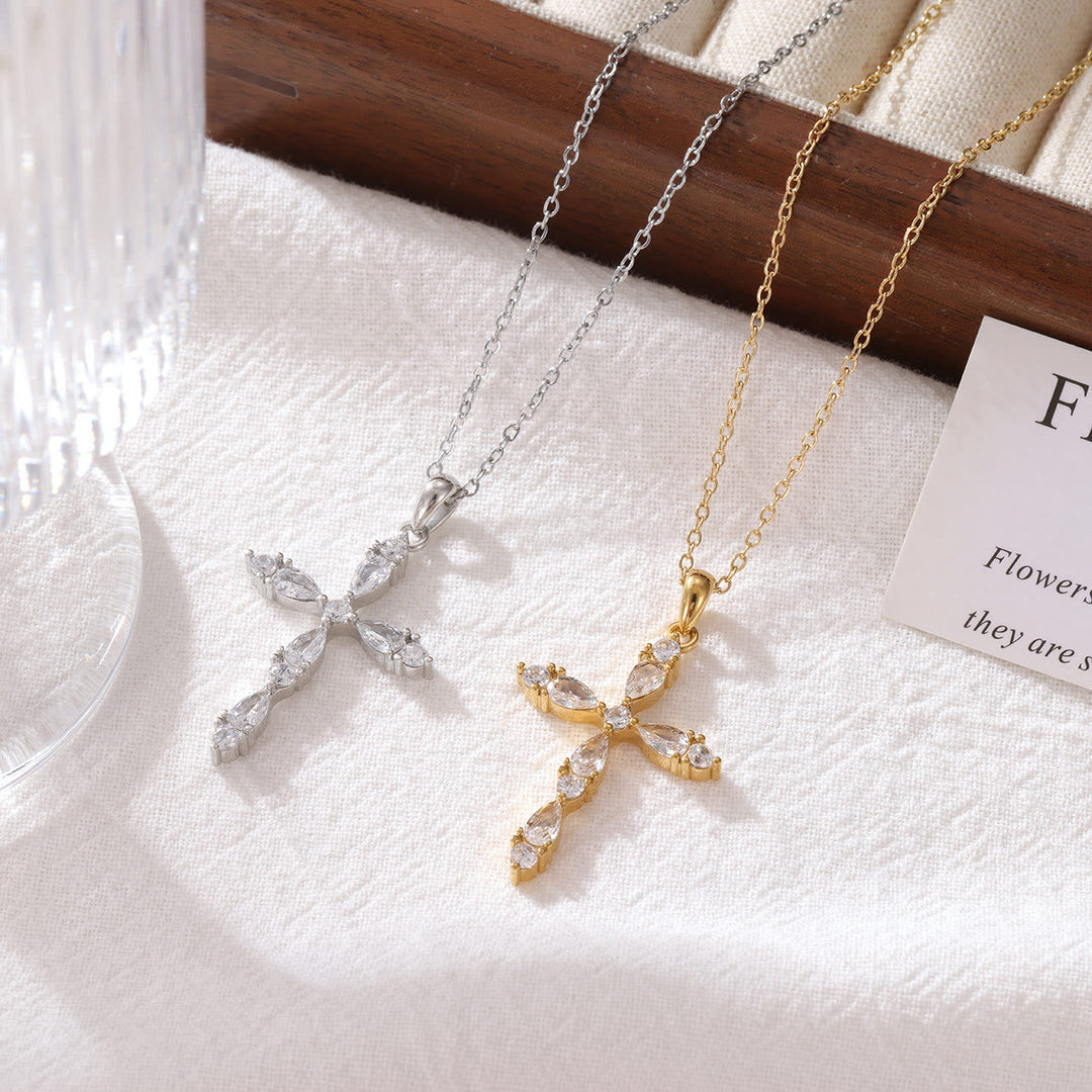 Christianartworkshop Collier pendentif croix bicolore incrusté de zircon poire : emblème d'une grâce douce et scintillante - image 0