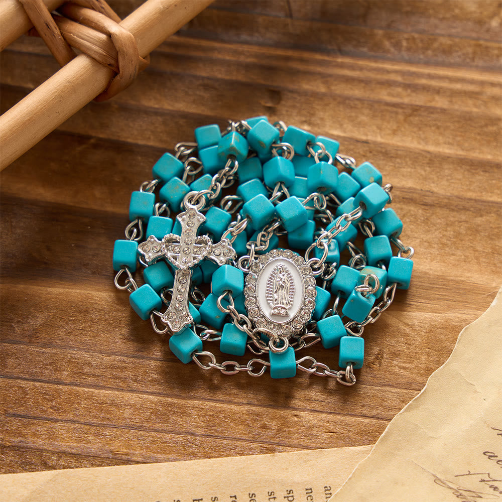 Chapelet de Notre-Dame en perles turquoise cubiques, bordure de cristal, Christianartworkshop : emblème de douce protection céleste - Notre-Dame et la Croix - image 0