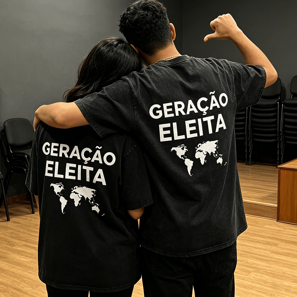 Christianartworkshop Geração Eleita Carte du monde correspondant couple dos imprimé vintage lavé unisexe T-shirt - image 0