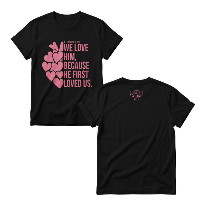 Christianartworkshop T-shirts à col rond pour femmes, imprimés en gras avec un cœur et le verset 1 Jean 4:19 (double face). - Noir - 4XL - image 2