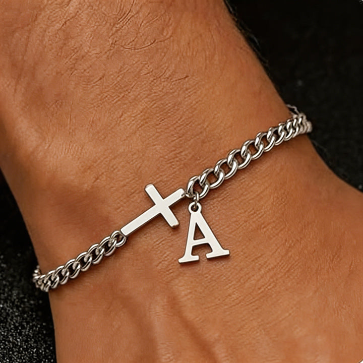 Christianartworkshop Bracelet à maillons gourmette avec croix et lettre : emblème personnalisé de la foi céleste inébranlable - UN - image 0