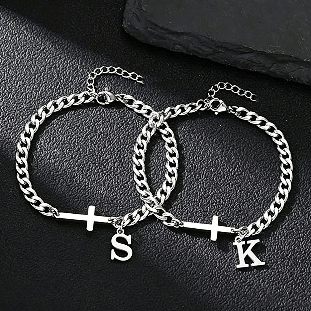 Christianartworkshop Bracelet à maillons gourmette avec croix et lettre : emblème personnalisé de la foi céleste inébranlable - image 2