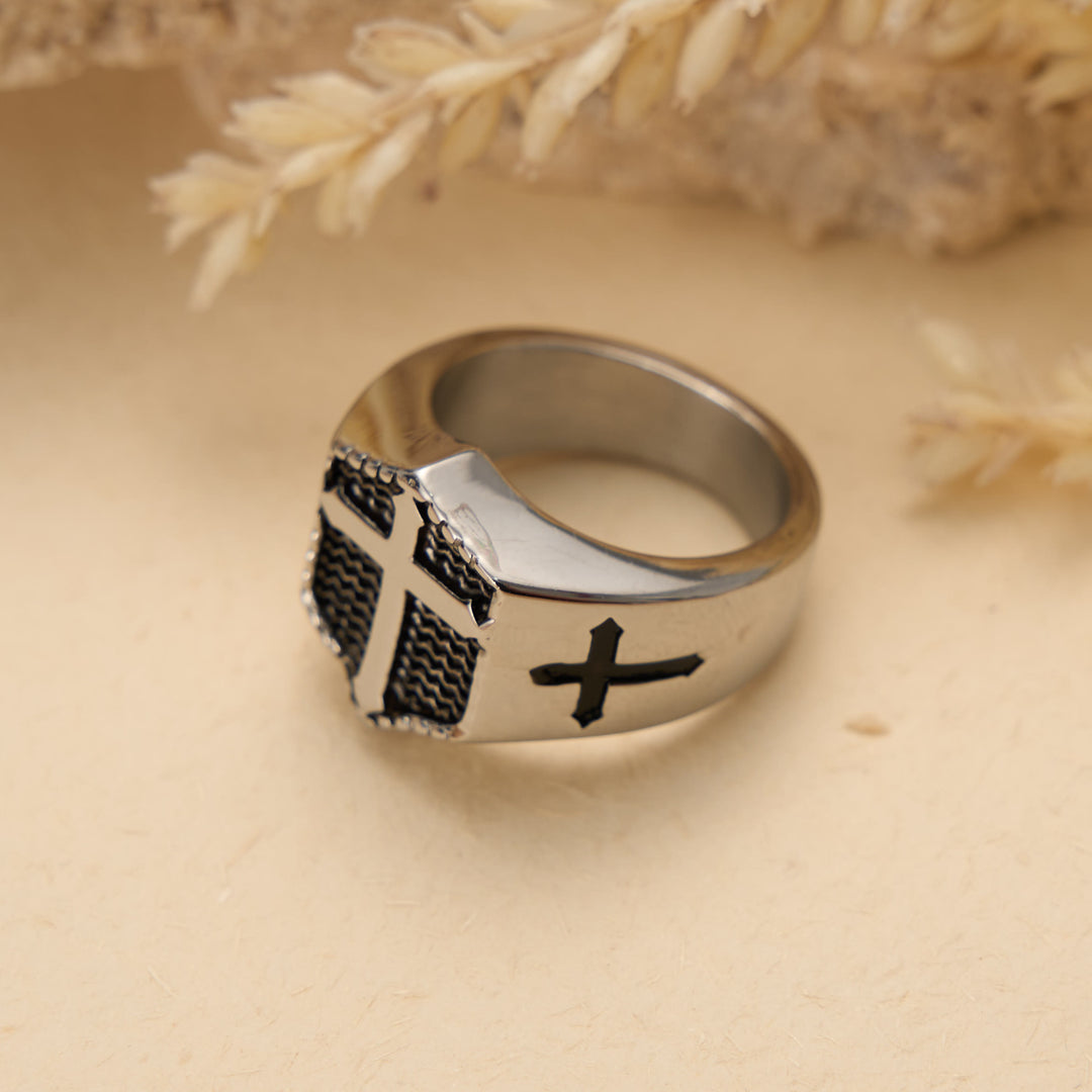 Christianartworkshop Bague chevalière ornée d'une croix en relief : emblème intemporel d'une foi sacrée inébranlable - image 4