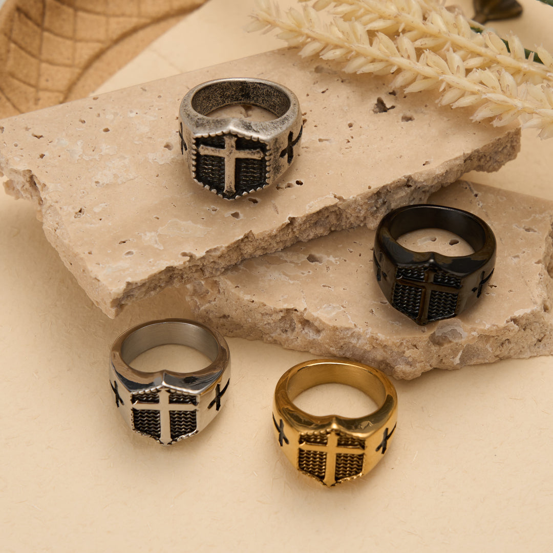 Christianartworkshop Bague chevalière ornée d'une croix en relief : emblème intemporel d'une foi sacrée inébranlable - image 0