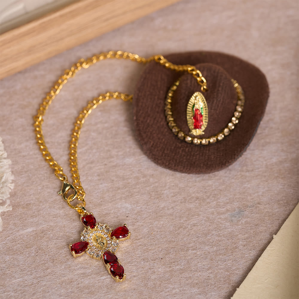 Christianartworkshop Mini chapeau de cowboy Croix en cristal Notre-Dame Ornement de voiture à suspendre : Un rappel de la protection divine miséricordieuse lors de chaque voyage - image 6