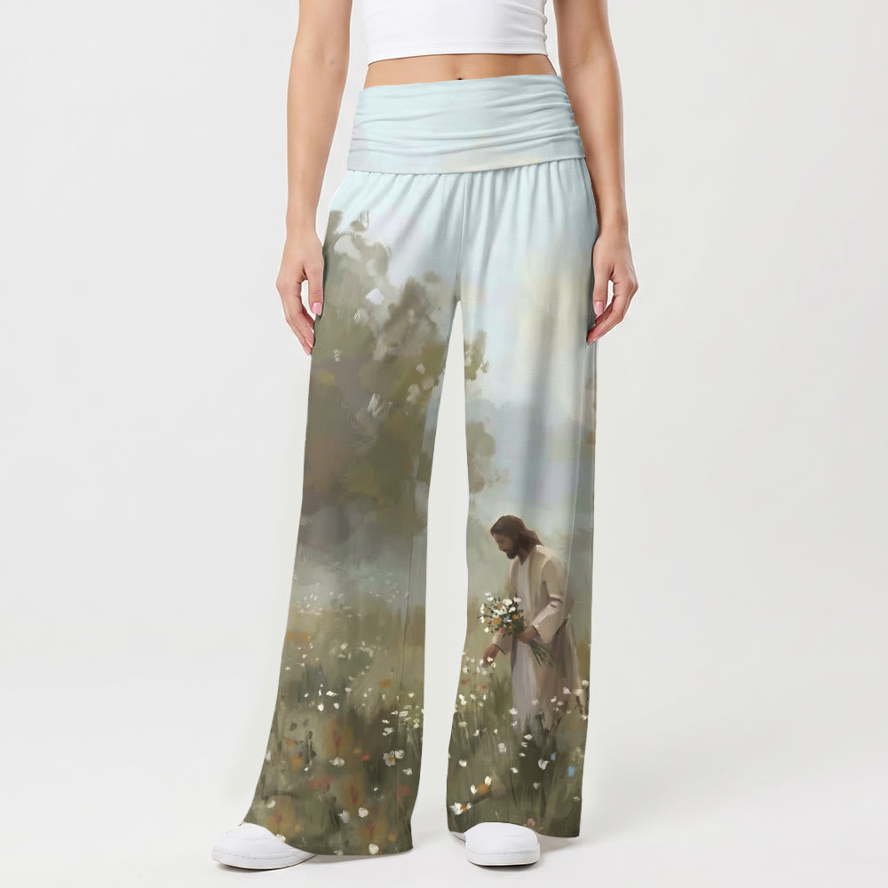 Christianartworkshop Pantalon ample et doux à jambes larges pour femme, imprimé artistique délicat représentant un champ de fleurs sauvages champêtres avec Jésus cueillant des fleurs. - image 1
