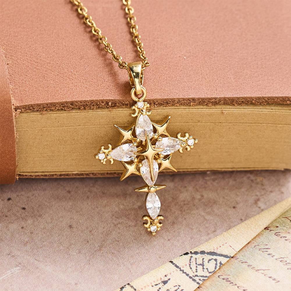 Collier pendentif croix sacrée en cristal marquise Star Accent de Christianartworkshop : emblème intemporel d’une foi céleste rayonnante - image 3