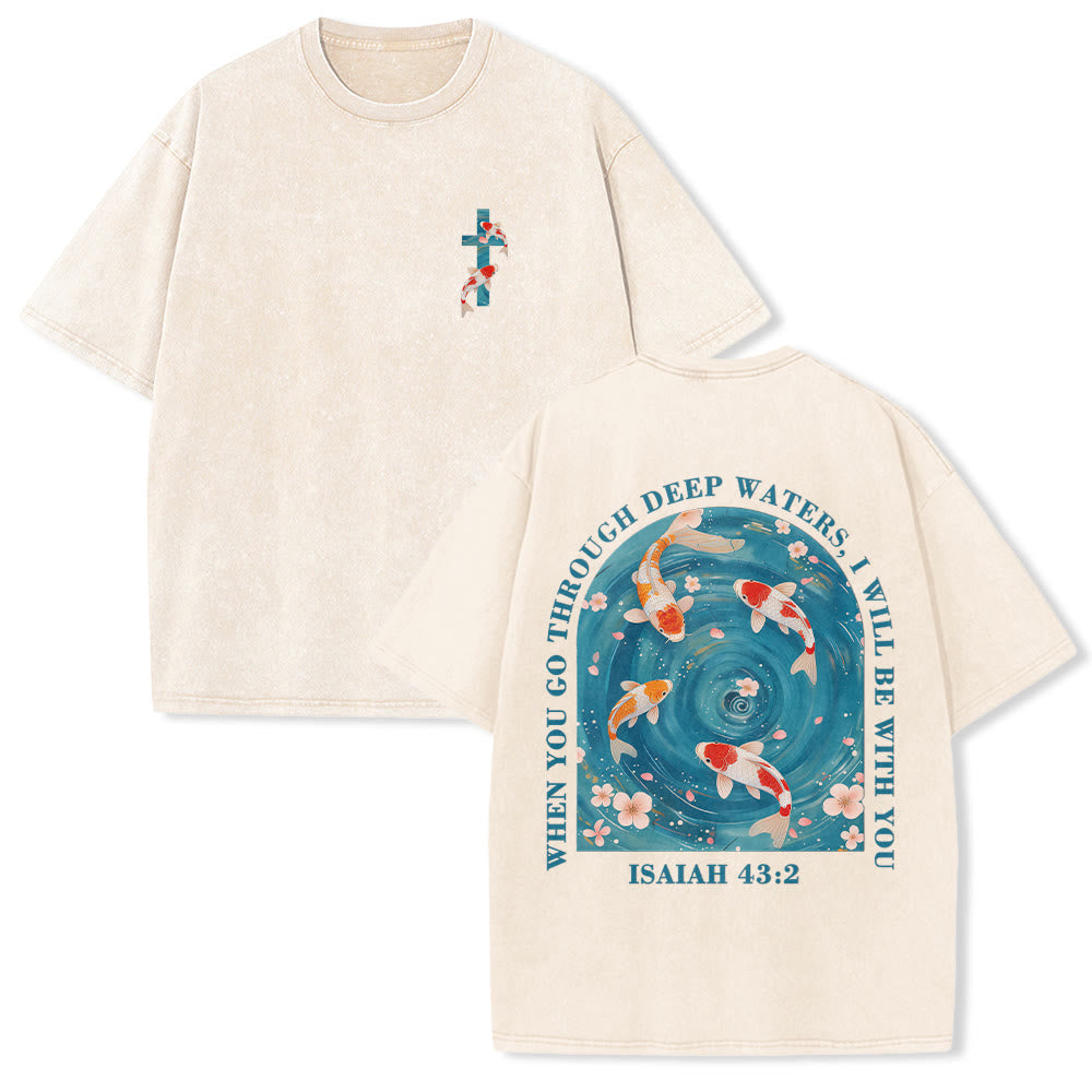 Christianartworkshop T-shirt unisexe double face lavé avec inscription en arc de cercle, motif floral de carpes koï orientales (Ésaïe 43:2). - Beige - 5XL - image 0