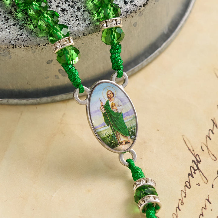 Christianartworkshop Chapelet à perles rondes transparentes émeraude avec plaques à l'effigie de saint Patrick et crucifix INRI - image 3