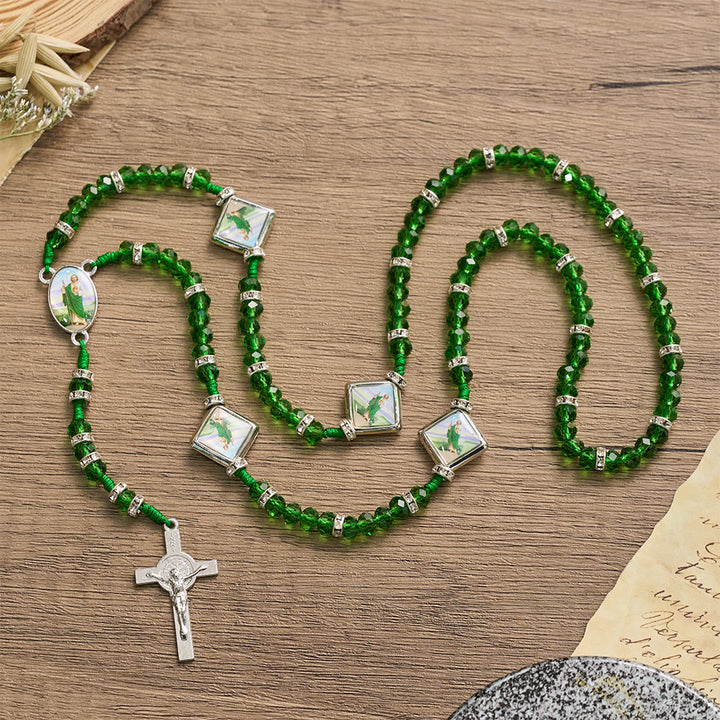 Christianartworkshop Chapelet à perles rondes transparentes émeraude avec plaques à l'effigie de saint Patrick et crucifix INRI - image 1